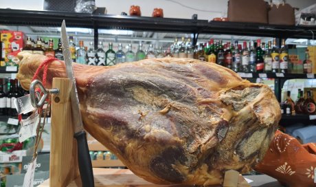 Epicerie fine portugaise avec organisation d'événements à gagner un jambon à l'os à Aix-les-Bains